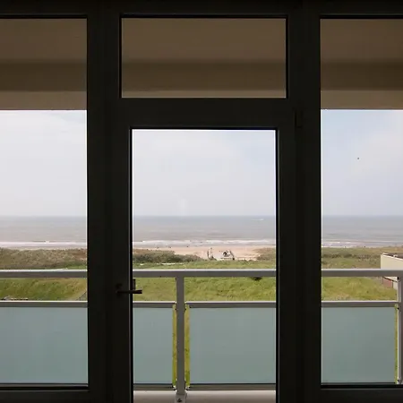 The Lookout אגמונד אן זי