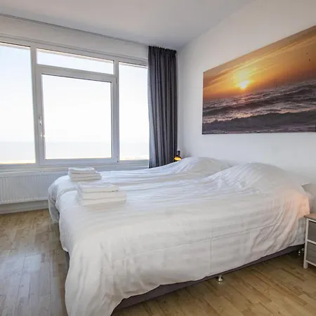 The Lookout * אגמונד אן זי