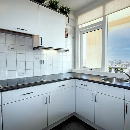 The Lookout אגמונד אן זי